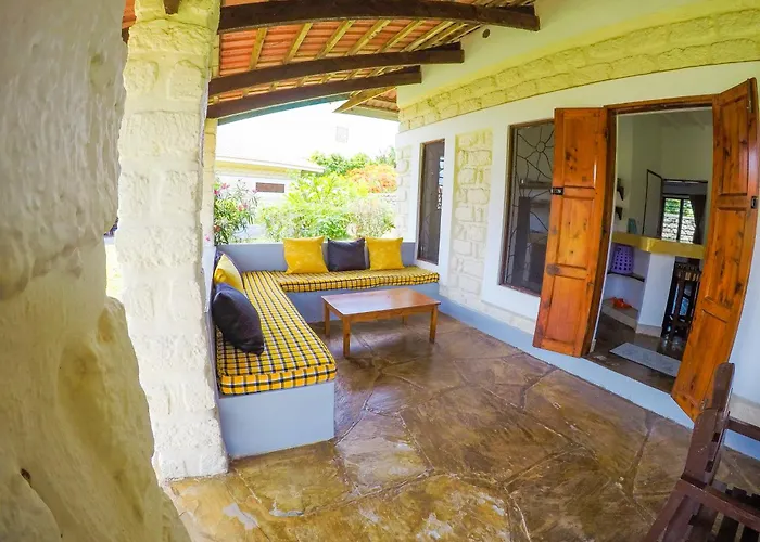 Doric Cottages Diani