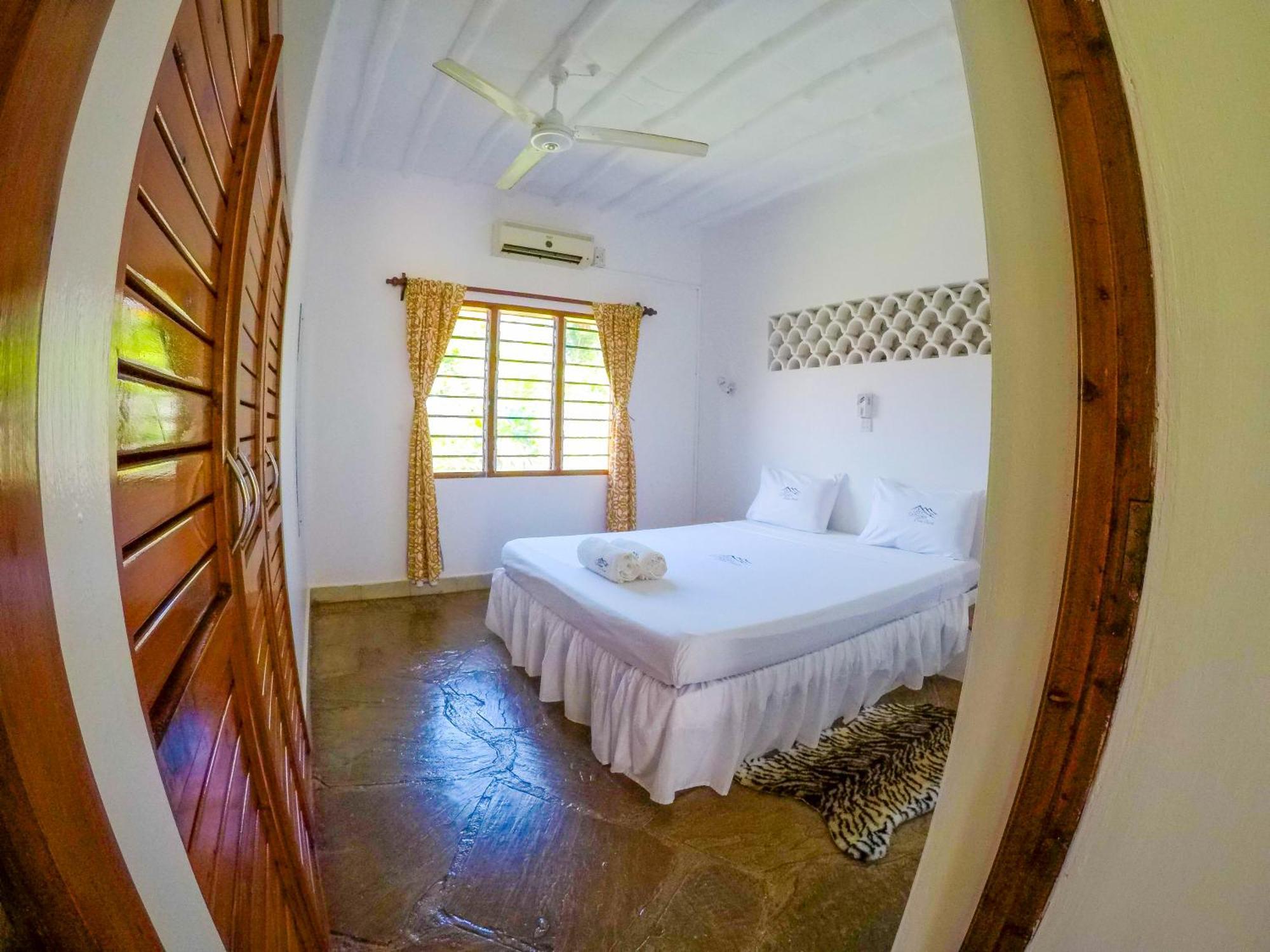 Holiday home Doric Diani