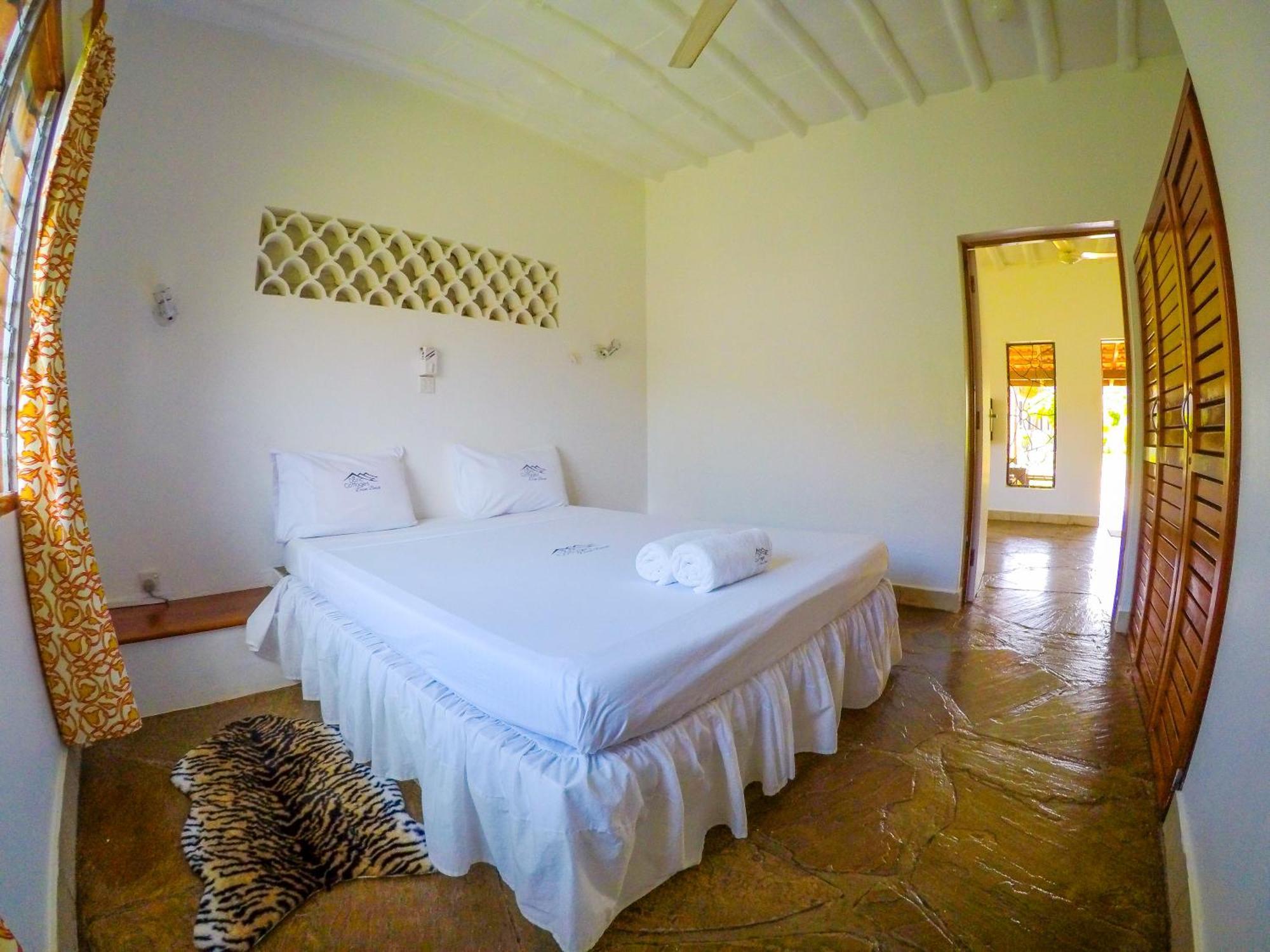 Doric Diani *