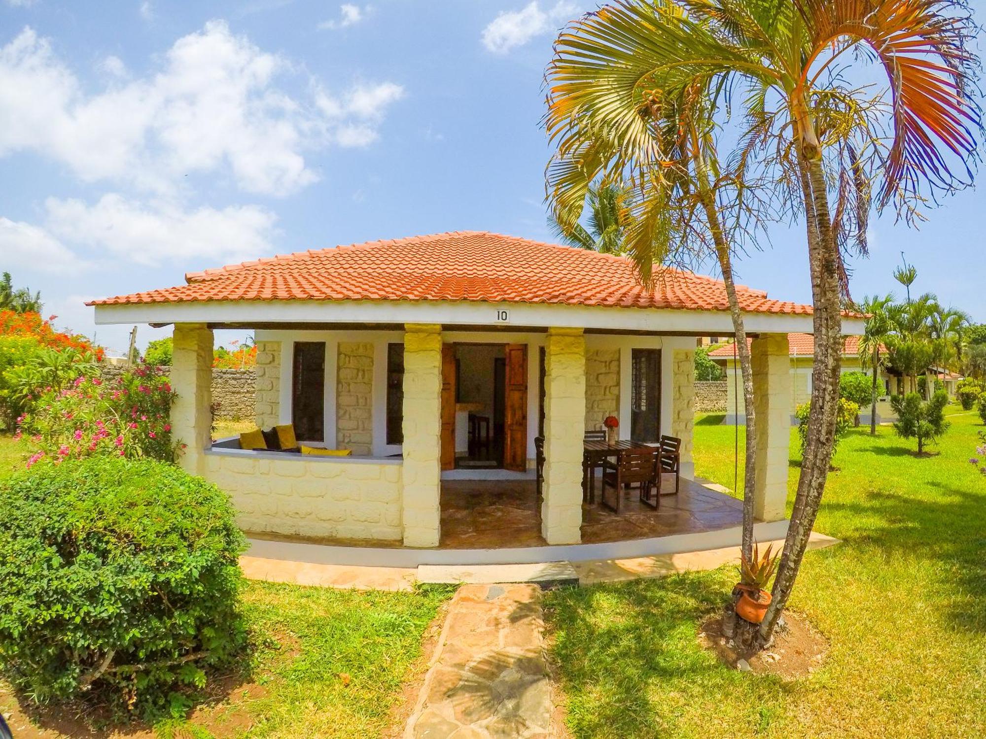 Doric Diani Diani Beach