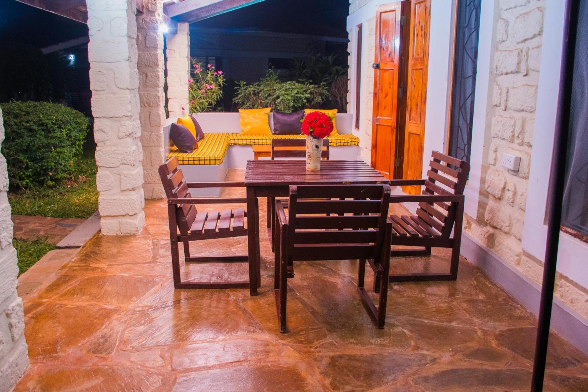 Holiday home Doric Diani *